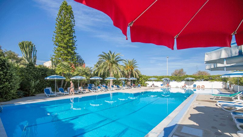 Pool Hotel Tourist i Cefal